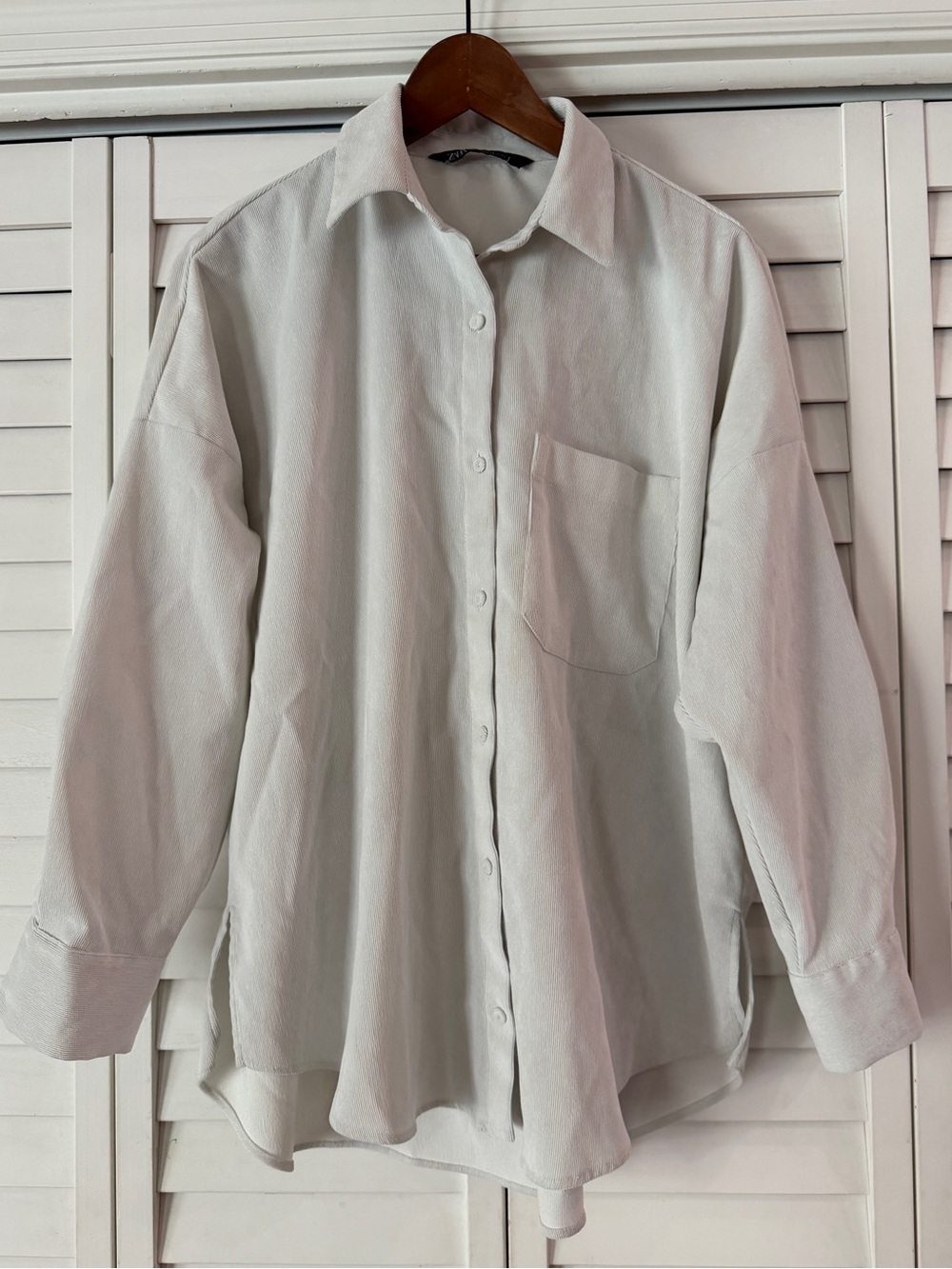 Zara Oversized Corduroy Button Down Shirt Ecru Beige - Size M